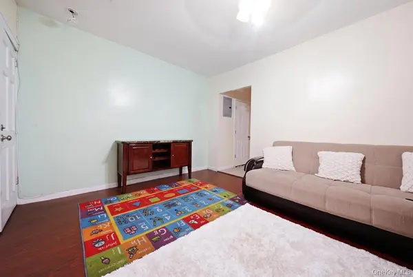11535 197th ST, Saint Albans, NY 11412