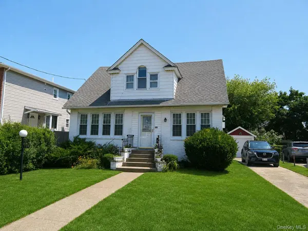 159 Saint Marks AVE, Freeport, NY 11520