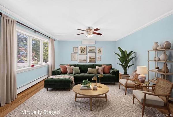 87-16 Palo Alto ST, Hollis, NY 11423