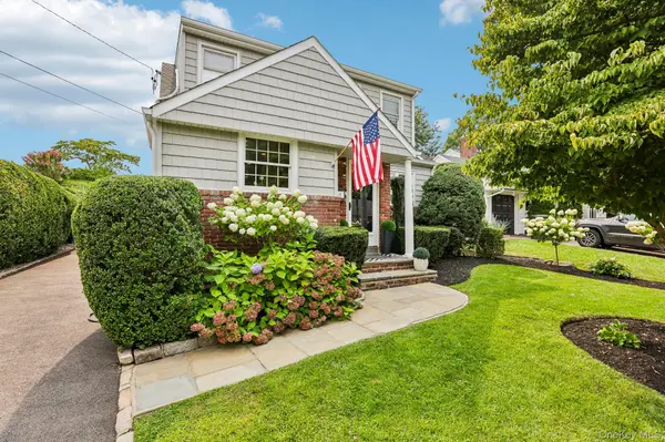 76 Highfield AVE, Port Washington, NY 11050