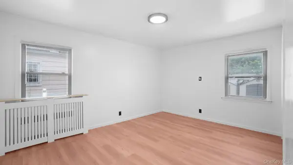 13715 170th ST, Jamaica, NY 11434