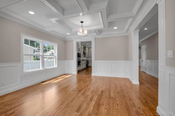 2351 Amherst ST, East Meadow, NY 11554