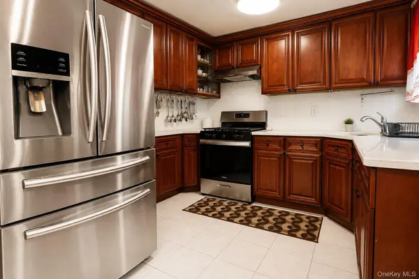 109-49 123rd St, South Ozone Park, NY 11420
