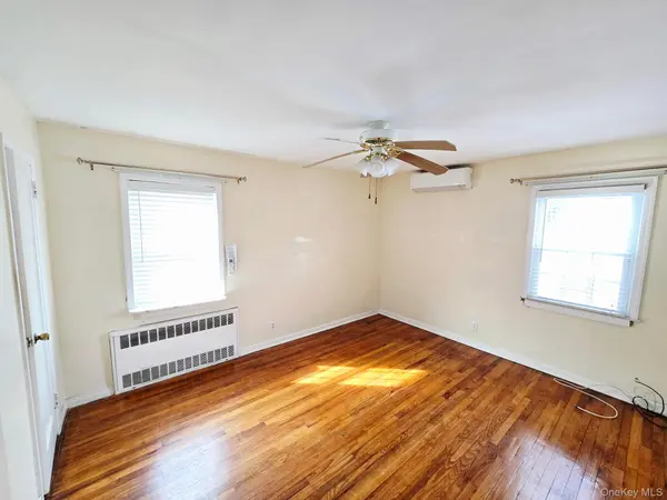 60 Liberty BLVD, Valley Stream, NY 11580