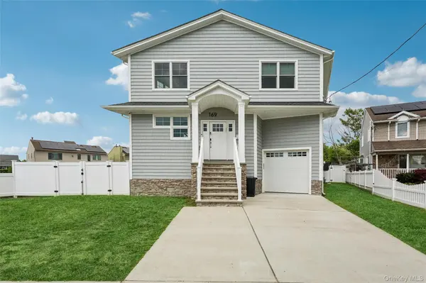 169 Mott ST, Oceanside, NY 11572