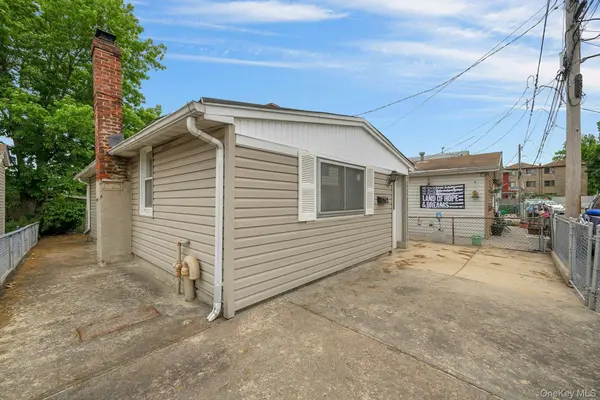 31 Edgewater PARK #A, Bronx, NY 10465