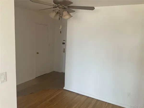 55 Lenox RD #3X, Rockville Centre, NY 11570