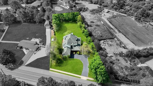 506 Moriches Middle Island RD,  Manorville,  NY 11949