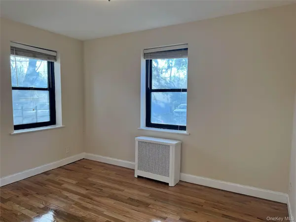 110 Stonelea PL #1B, New Rochelle, NY 10801