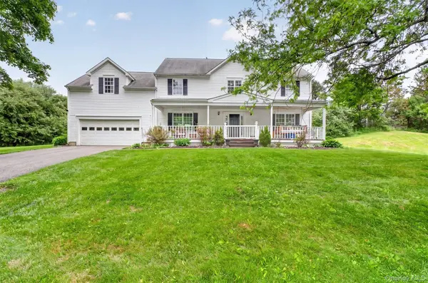 5 Red Tail CT, Pawling, NY 12564
