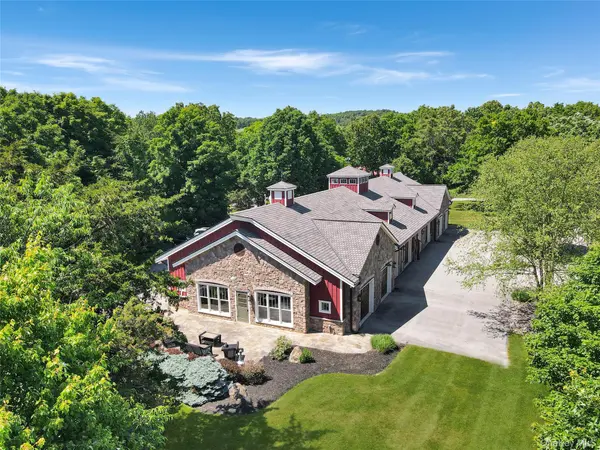 1963 Salt Point TPKE, Salt Point, NY 12578
