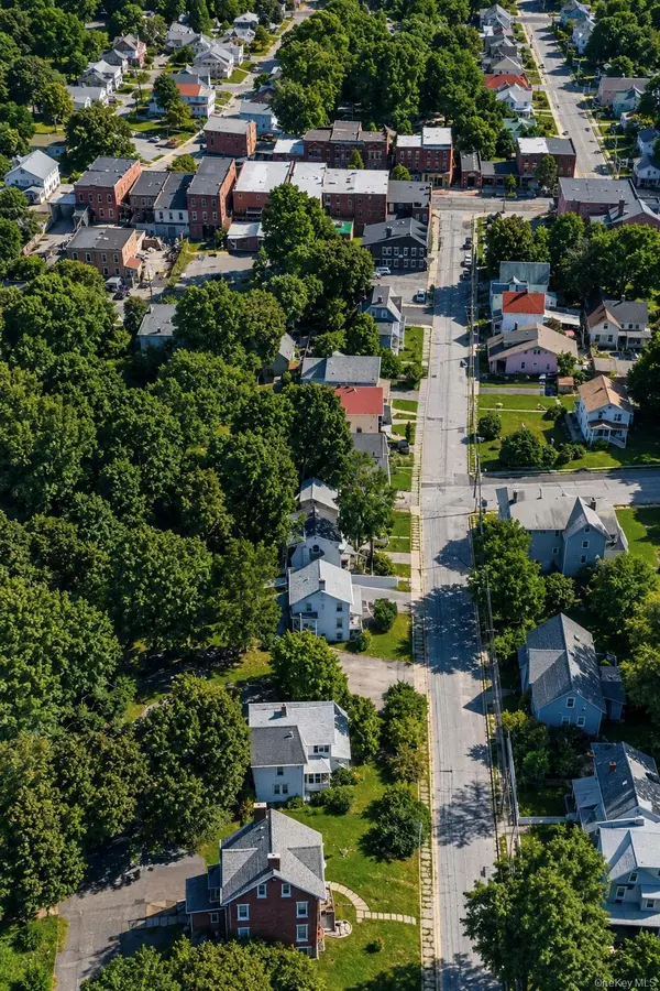 33 Cliff ST, Beacon, NY 12508