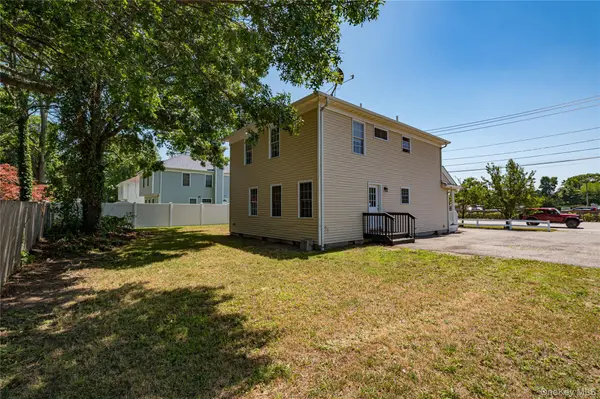 2163 Sunrise HWY, Islip, NY 11751