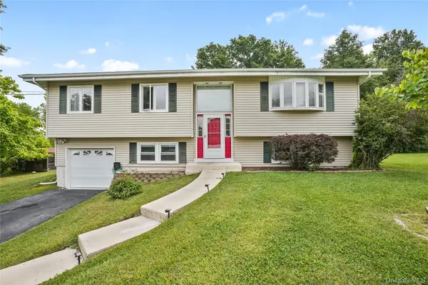 5 Walnut CT, Goshen, NY 10924