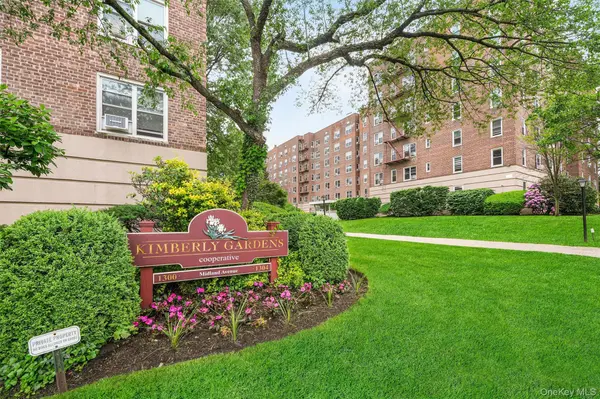 1300 Midland AVE #C67, Yonkers, NY 10704