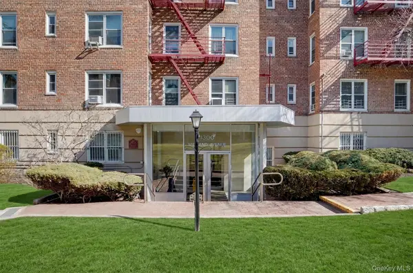 1300 Midland AVE #C67, Yonkers, NY 10704