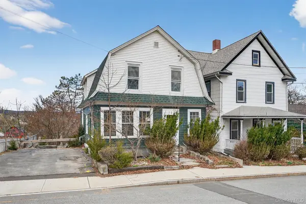 26 1/2 Ridge ST, Middletown, NY 10940