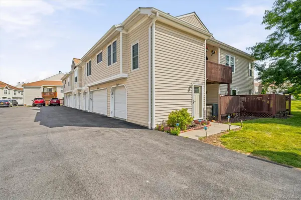 3414 Whispering HLS, Chester, NY 10918