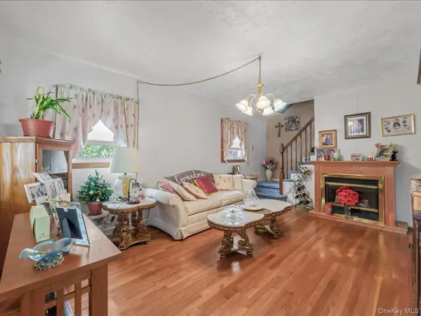 63-01 138TH ST, Flushing, NY 11367