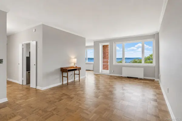 16 Rockledge AVE #5P-2, Ossining, NY 10562