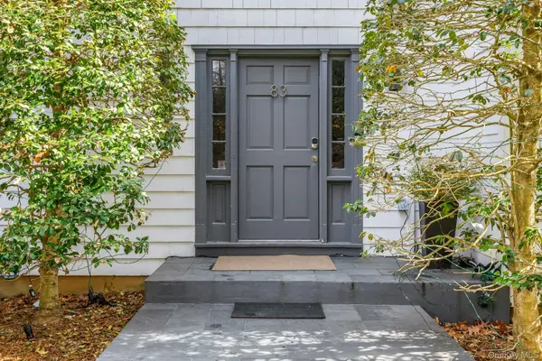 83 Burning Tree Rd, Greenwich, CT 06830