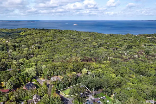 3 Chapel LN, East Hampton, NY 11937