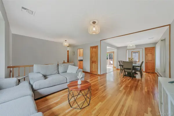 103 Stephen RD, Bayport, NY 11705