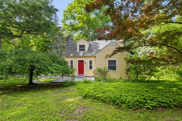 65 Laurelton RD, Mount Kisco, NY 10549