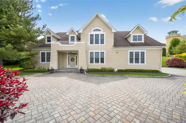 62 Pembroke DR, Glen Cove, NY 11542