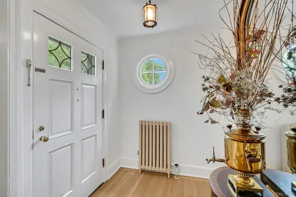 83 Parkway, Mount Vernon, NY 10552