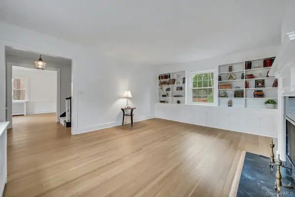 83 Parkway, Mount Vernon, NY 10552
