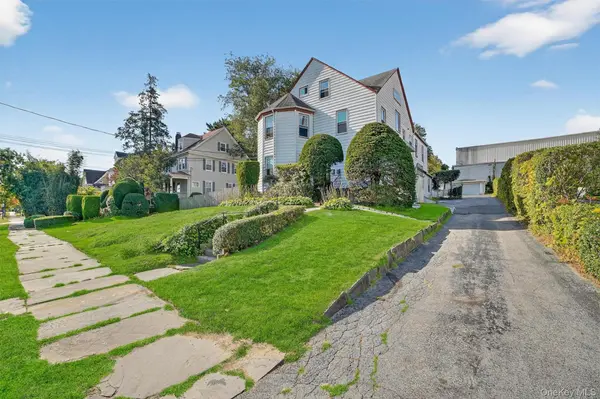 81 Woodland AVE, New Rochelle, NY 10805