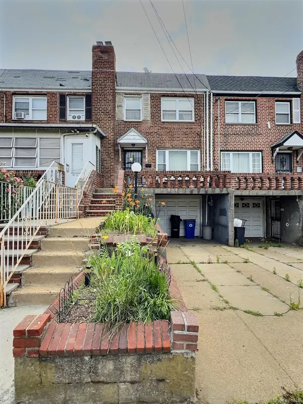 147-25 Brookville BLVD, Rosedale, NY 11422