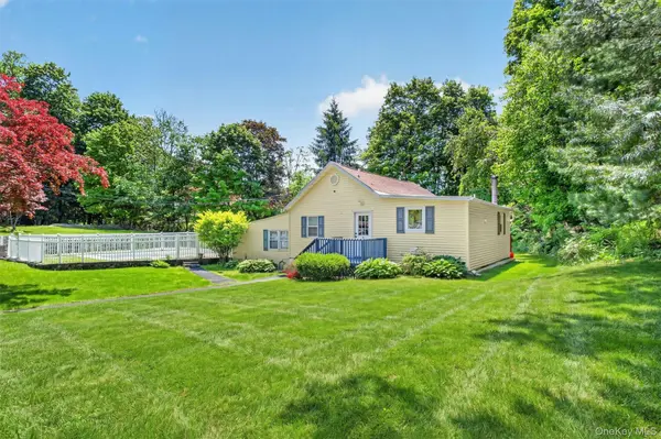 592 Long Pond RD, Mahopac, NY 10541