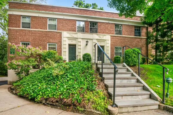 20 Alden PL #1, Bronxville, NY 10708