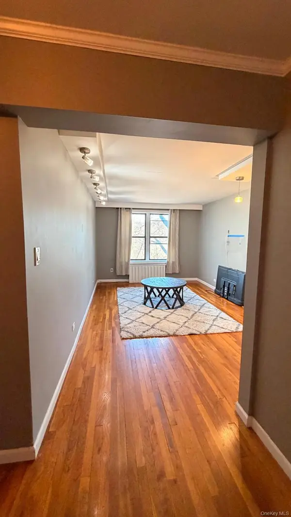 8305 98th ST #3C, Woodhaven, NY 11421