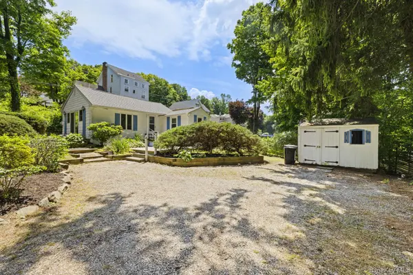 58 Maple AVE, Chappaqua, NY 10514