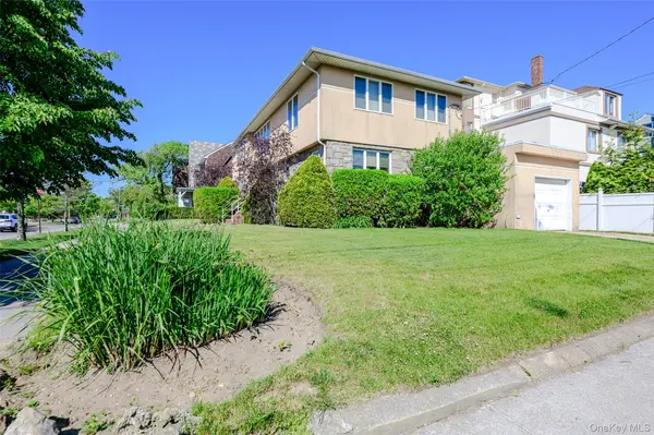 13802 Rockaway Beach BLVD, Belle Harbor, NY 11694
