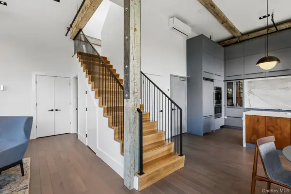 1 E Main ST #401, Beacon, NY 12508