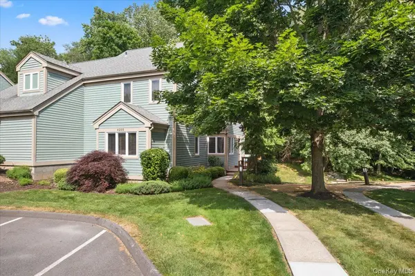 4205 Finch CT, Peekskill, NY 10566