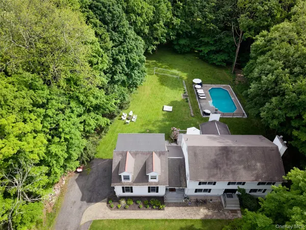 4 Elmer Galloway RD, Katonah, NY 10536