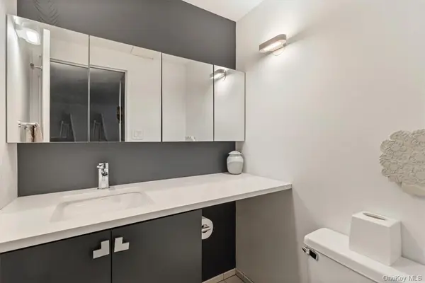 2 Fountain LN #3W, Scarsdale, NY 10583