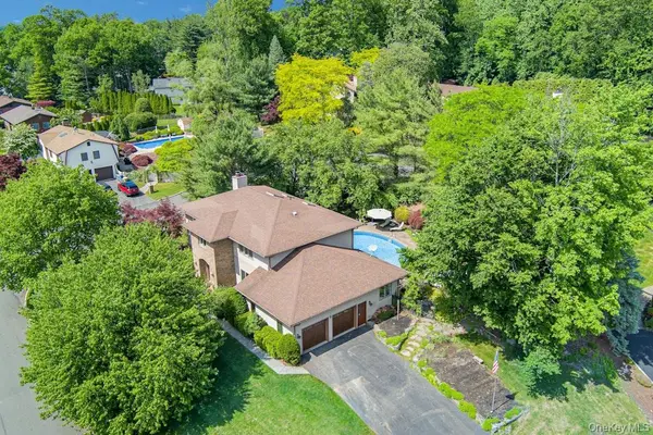 22 Peach ST, Nanuet, NY 10954