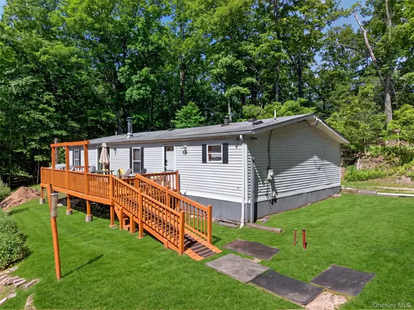 62 Shin Hollow RD, Port Jervis, NY 12771