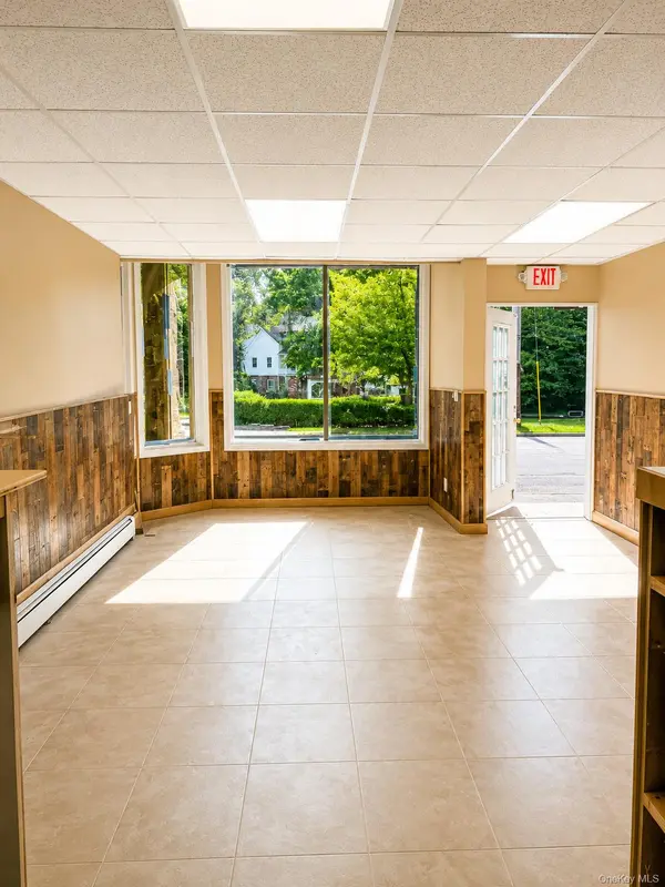 235 Main ST #2R, Highland Falls, NY 10928
