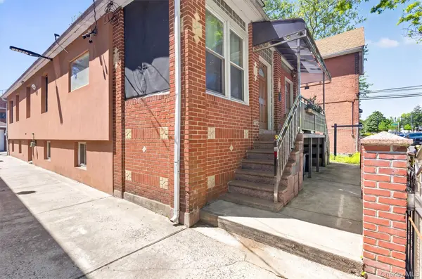 1904 Lacombe AVE, Bronx, NY 10473