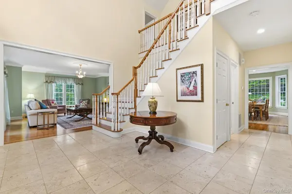 77 Old Stone Hill RD, Pound Ridge, NY 10576
