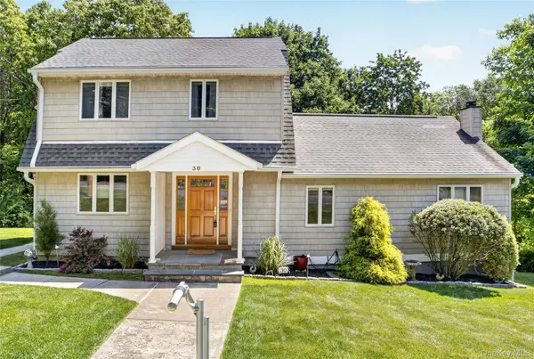 30 Brandeis AVE, Mohegan Lake, NY 10547