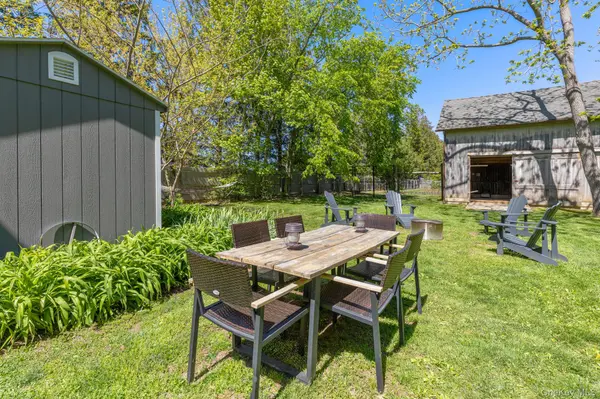 1220 Youngs AVE, Southold, NY 11971
