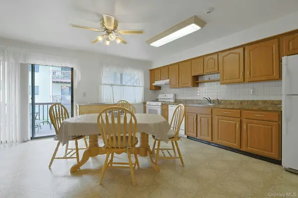 25 College AVE #111, Nanuet, NY 10954